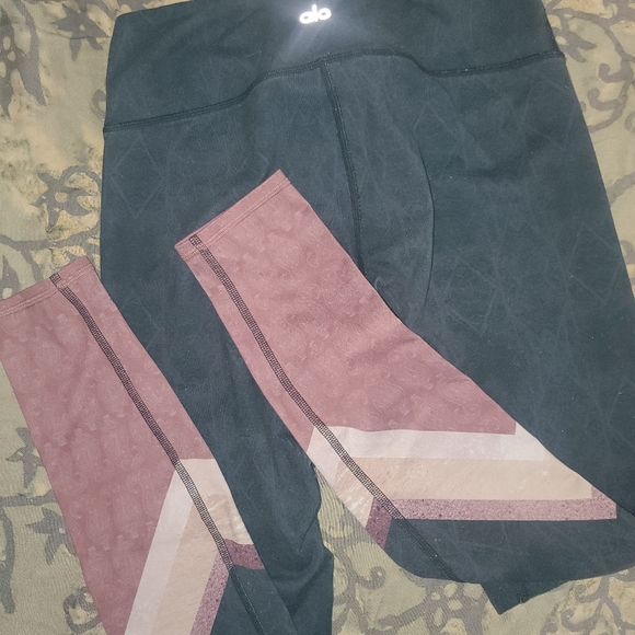 Alo leggings - Picture 1 of 3